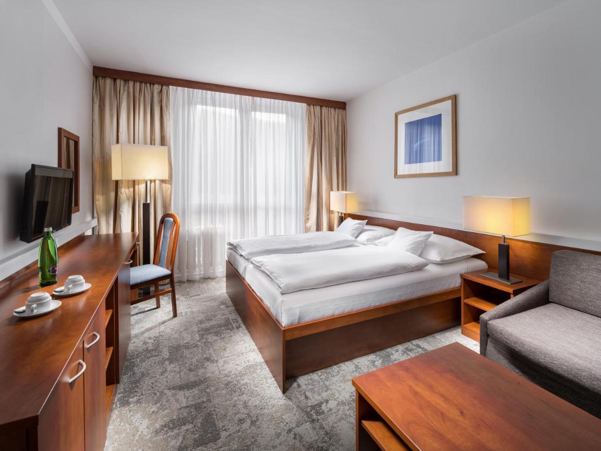 Pinia Hotel & Resort Špindlerŭv Mlýn Ngoại thất bức ảnh