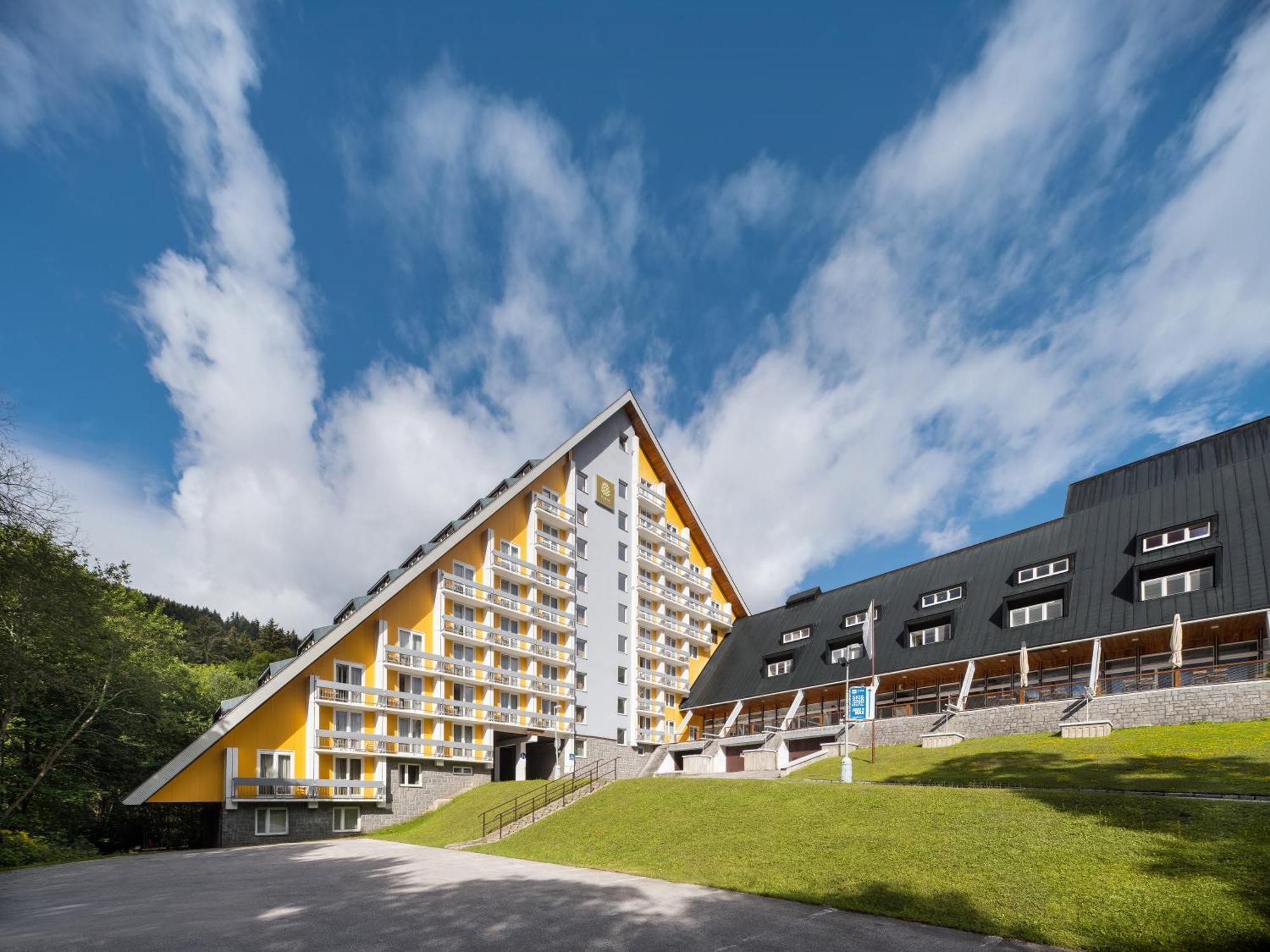 Pinia Hotel & Resort Špindlerŭv Mlýn Ngoại thất bức ảnh